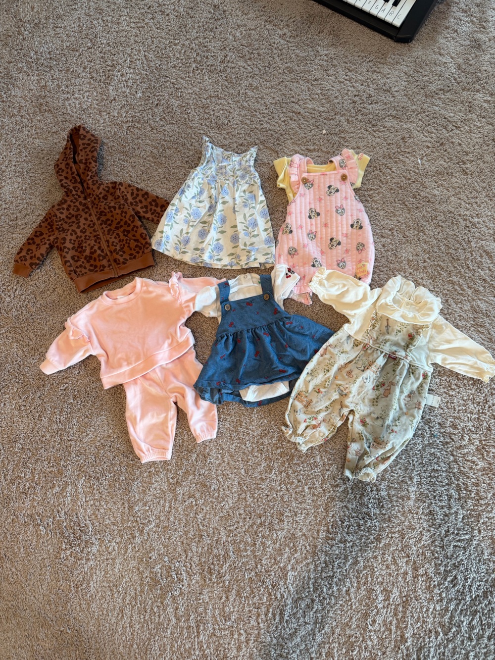 Baby Girls Lot of 6 Outfits Bundle Size 3 Months